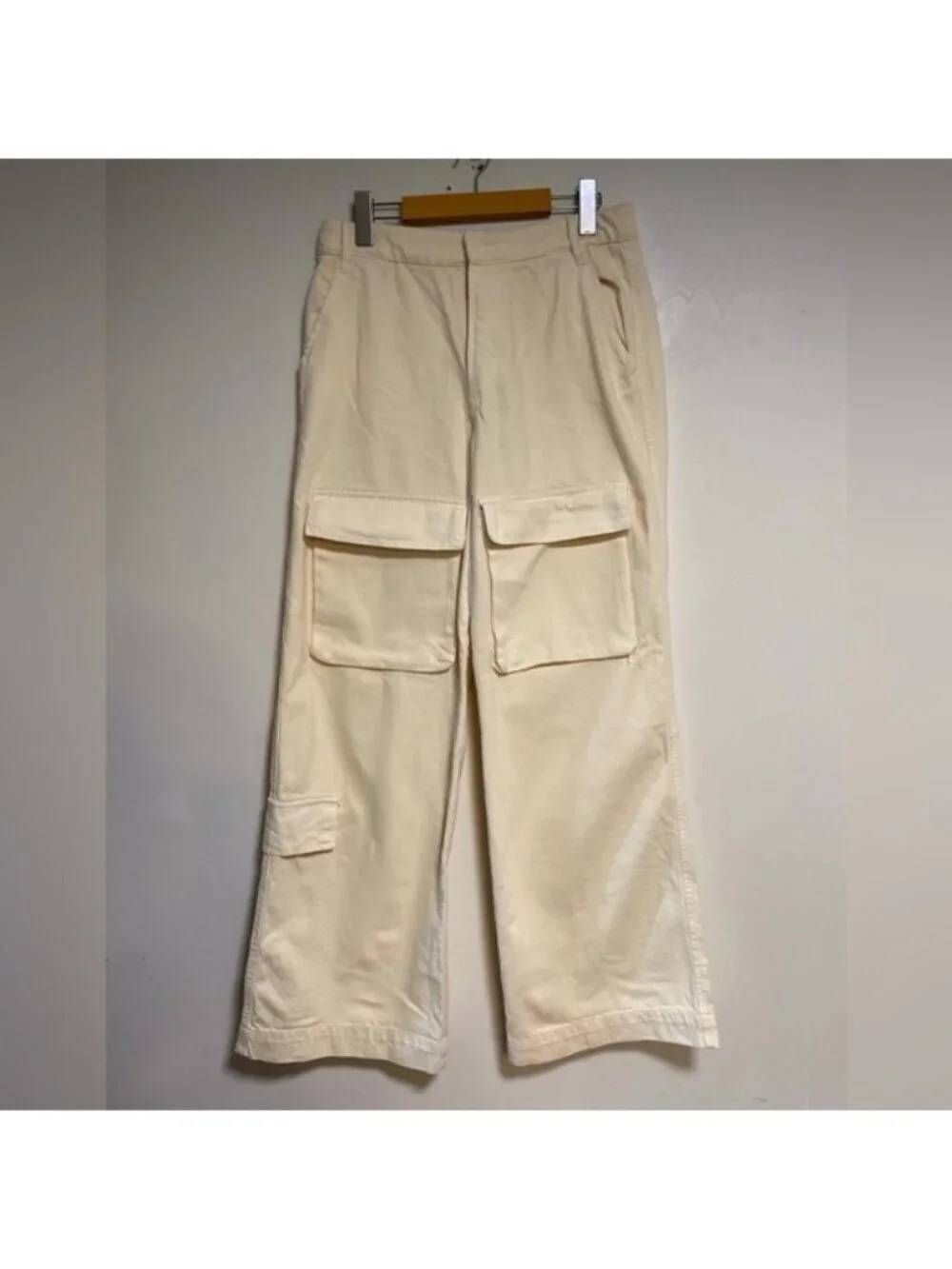 ZARA Wide Leg Cargo Pants – Cream – Women’s S (US 4–6 Approx.)